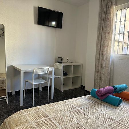 Almeria Centro Habitacion Privada En Apartamento Compartido Extérieur photo