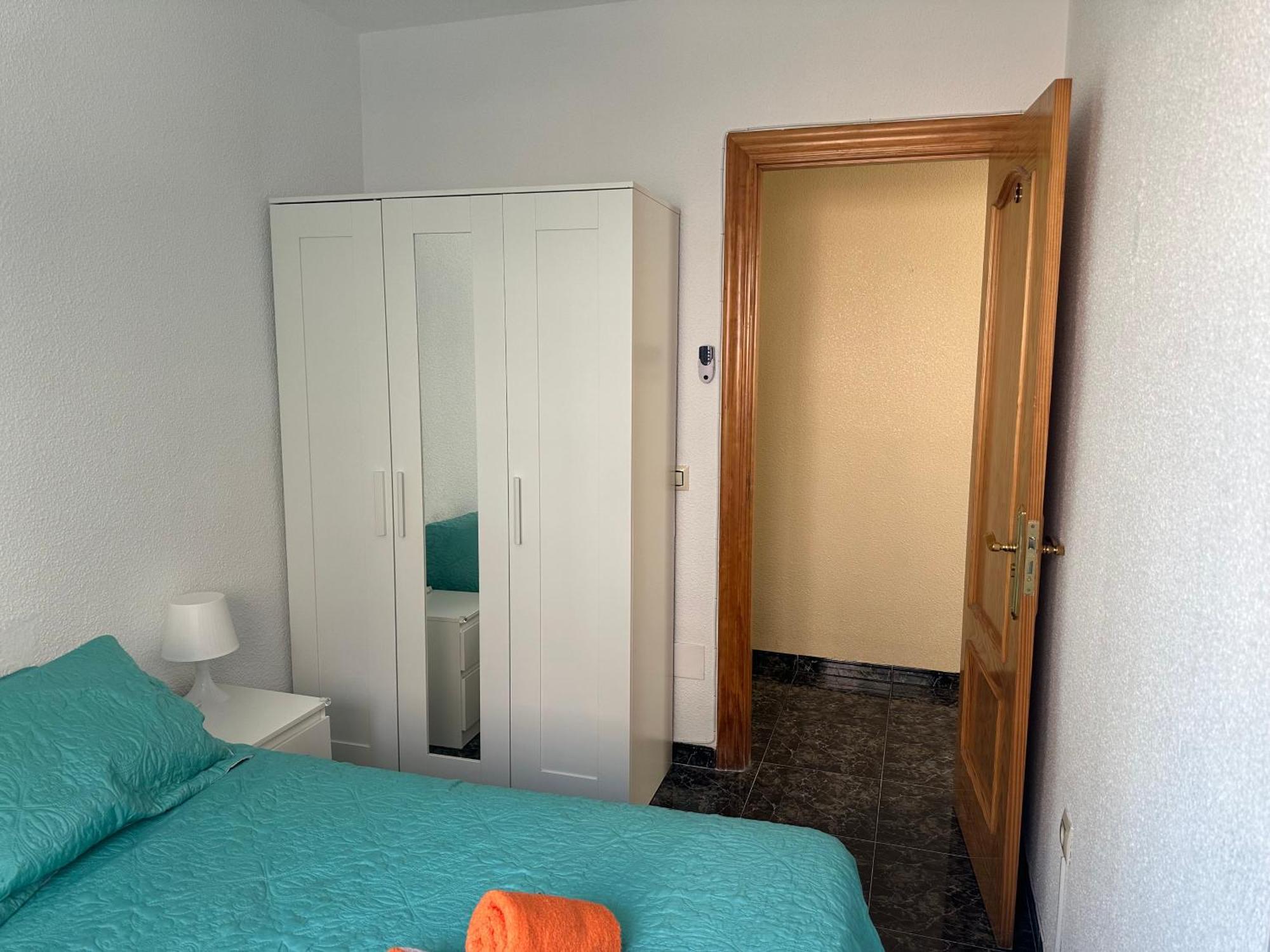 Almeria Centro Habitacion Privada En Apartamento Compartido Extérieur photo