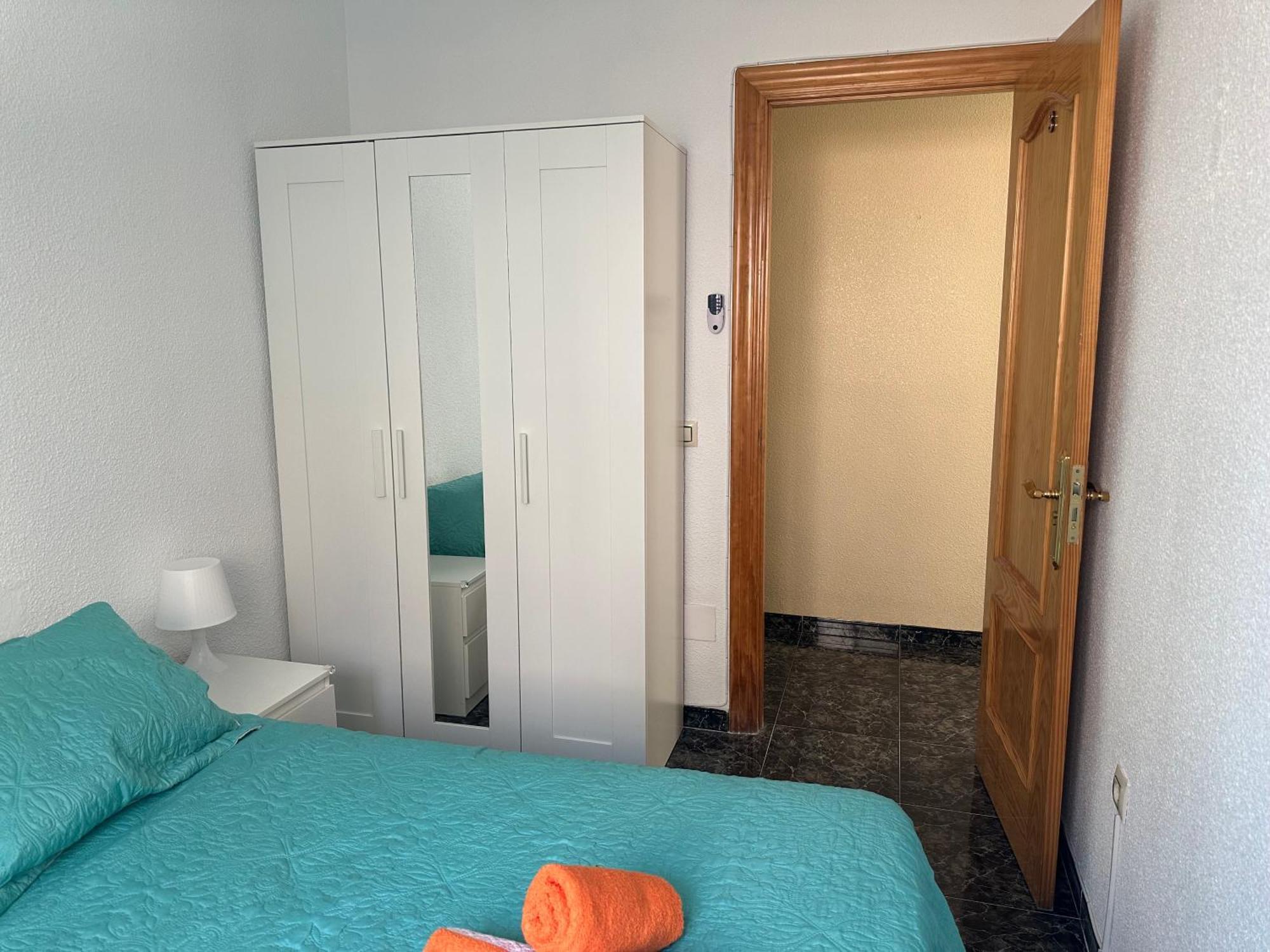 Almeria Centro Habitacion Privada En Apartamento Compartido Extérieur photo