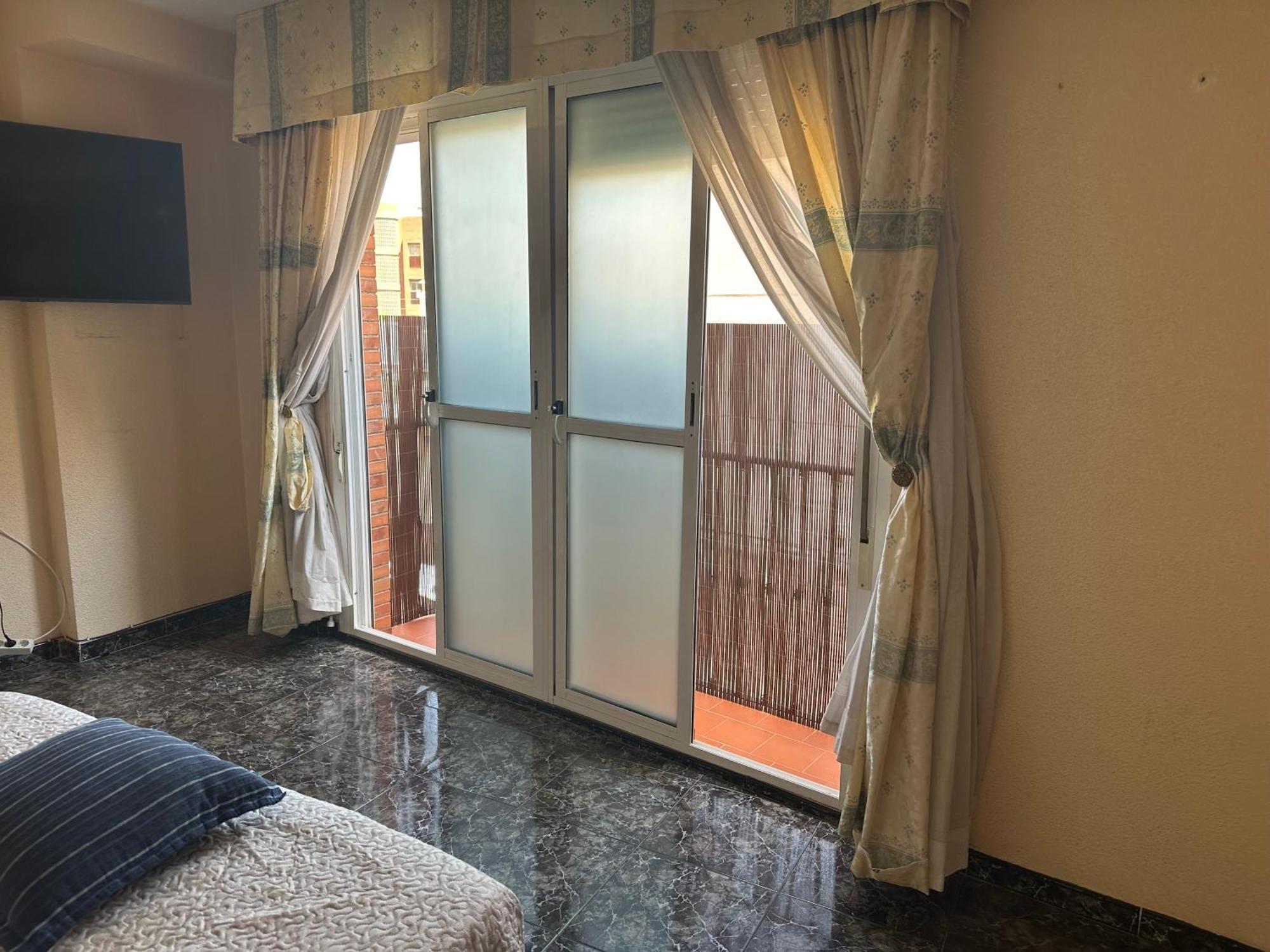 Almeria Centro Habitacion Privada En Apartamento Compartido Extérieur photo