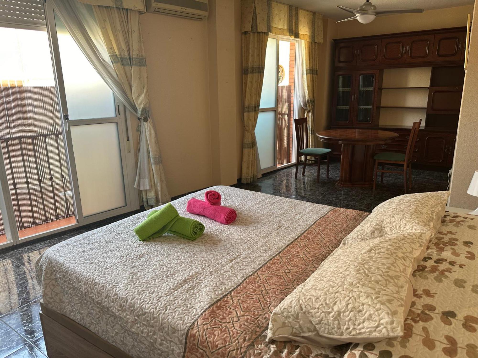Almeria Centro Habitacion Privada En Apartamento Compartido Extérieur photo