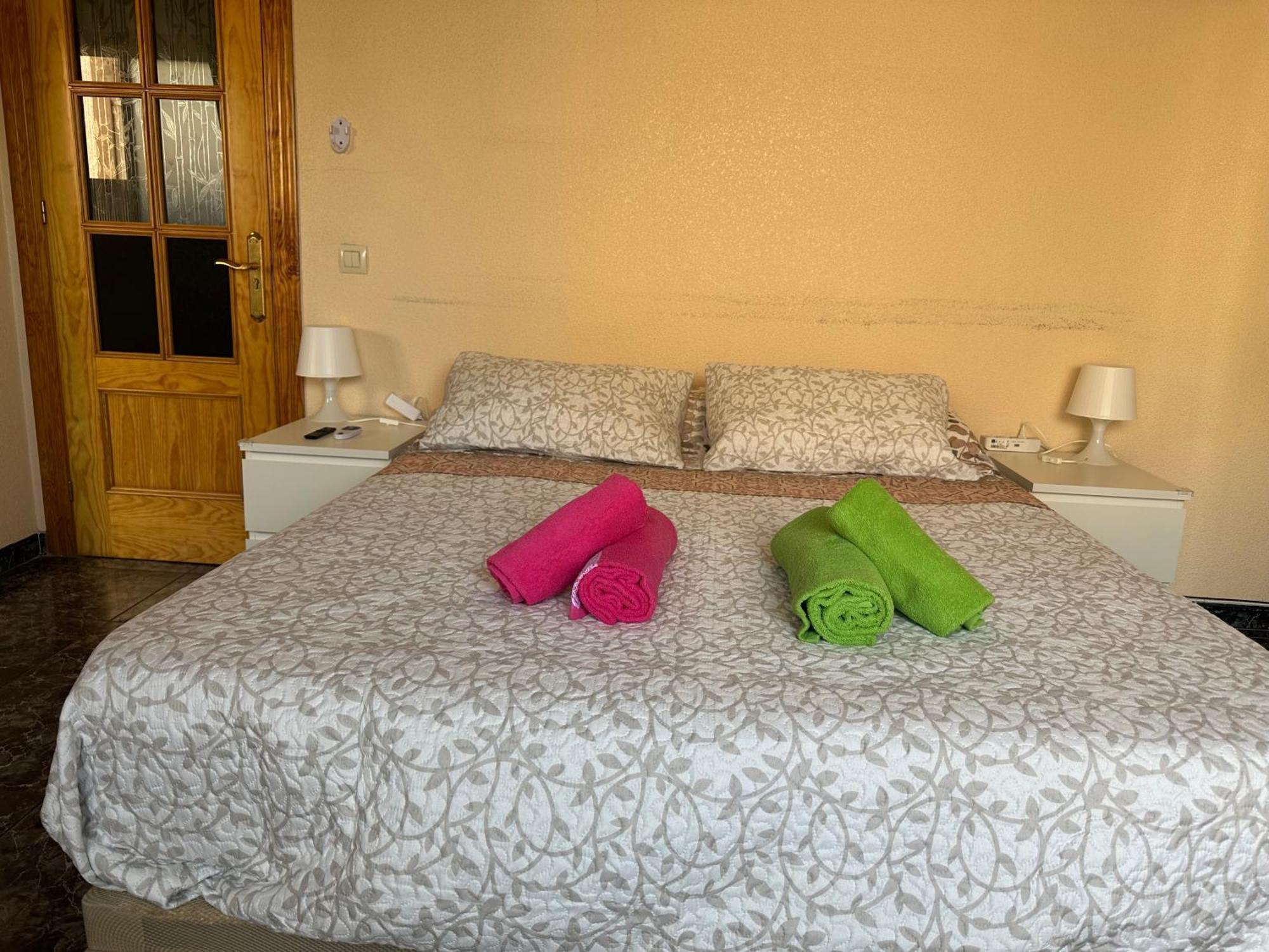Almeria Centro Habitacion Privada En Apartamento Compartido Extérieur photo