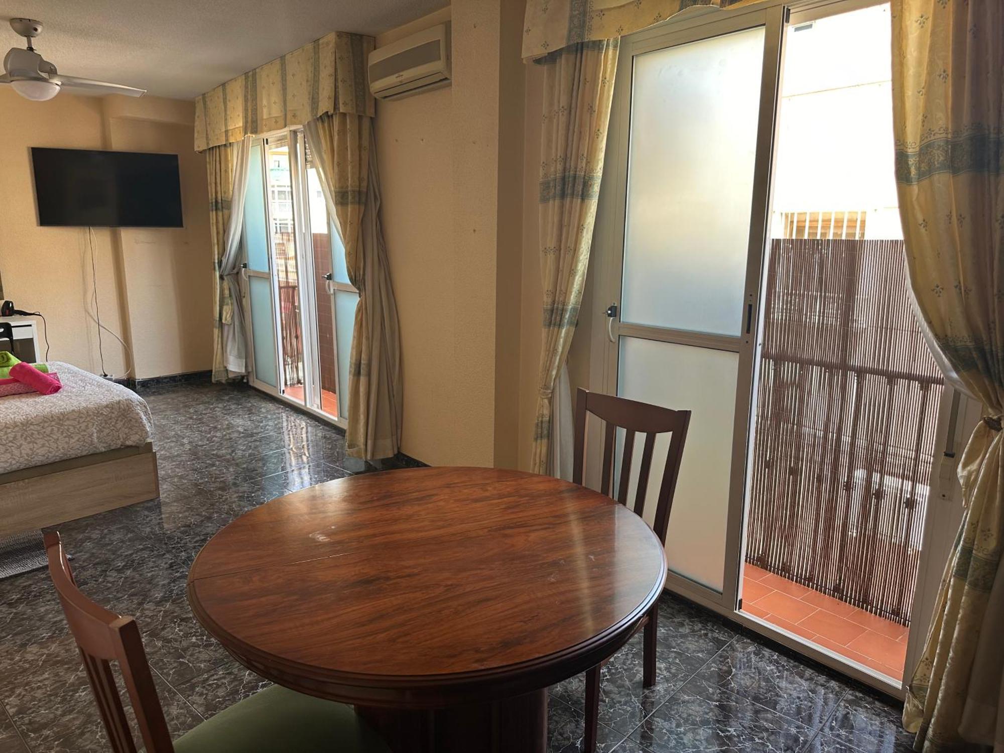 Almeria Centro Habitacion Privada En Apartamento Compartido Extérieur photo