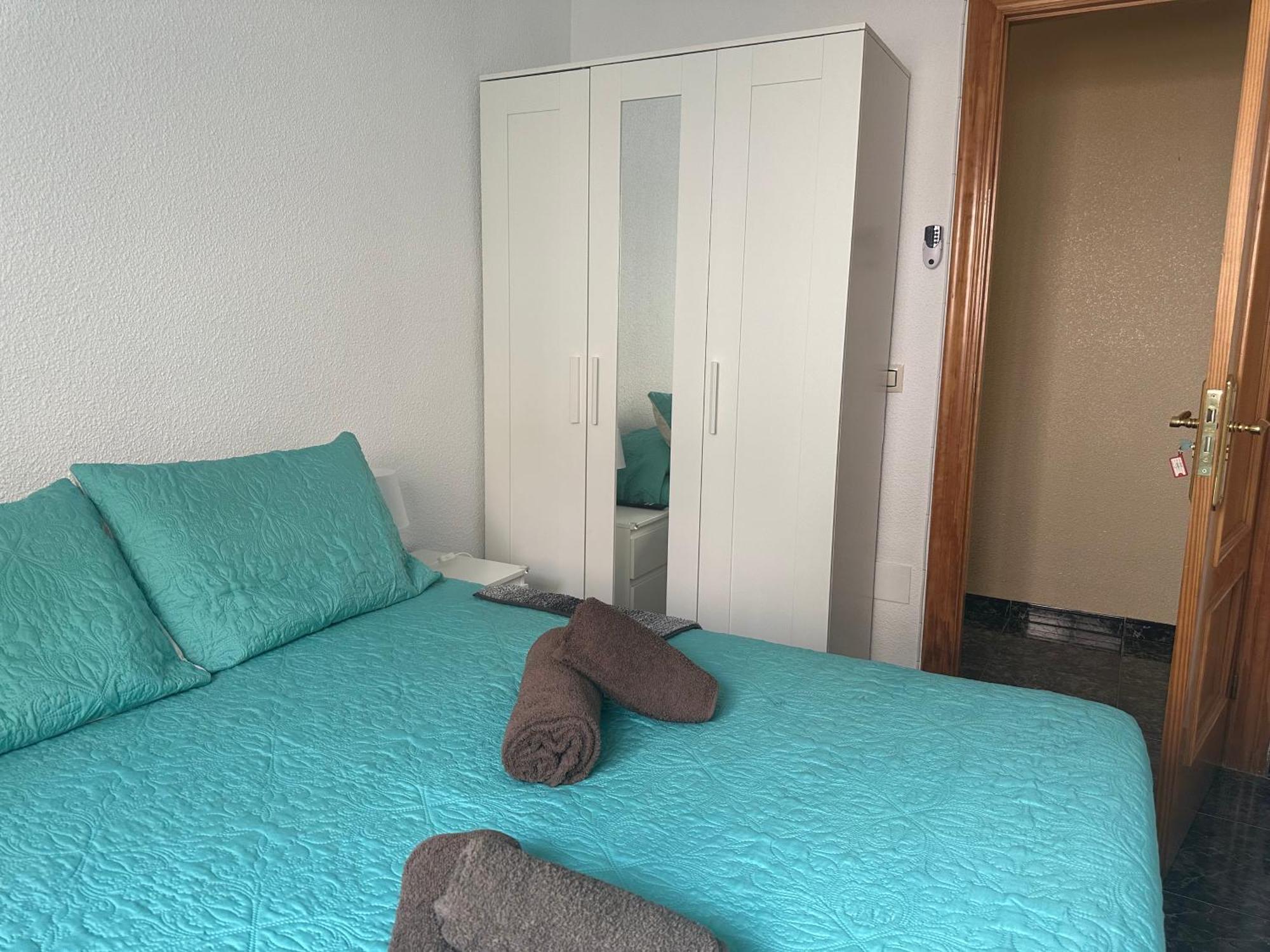 Almeria Centro Habitacion Privada En Apartamento Compartido Extérieur photo