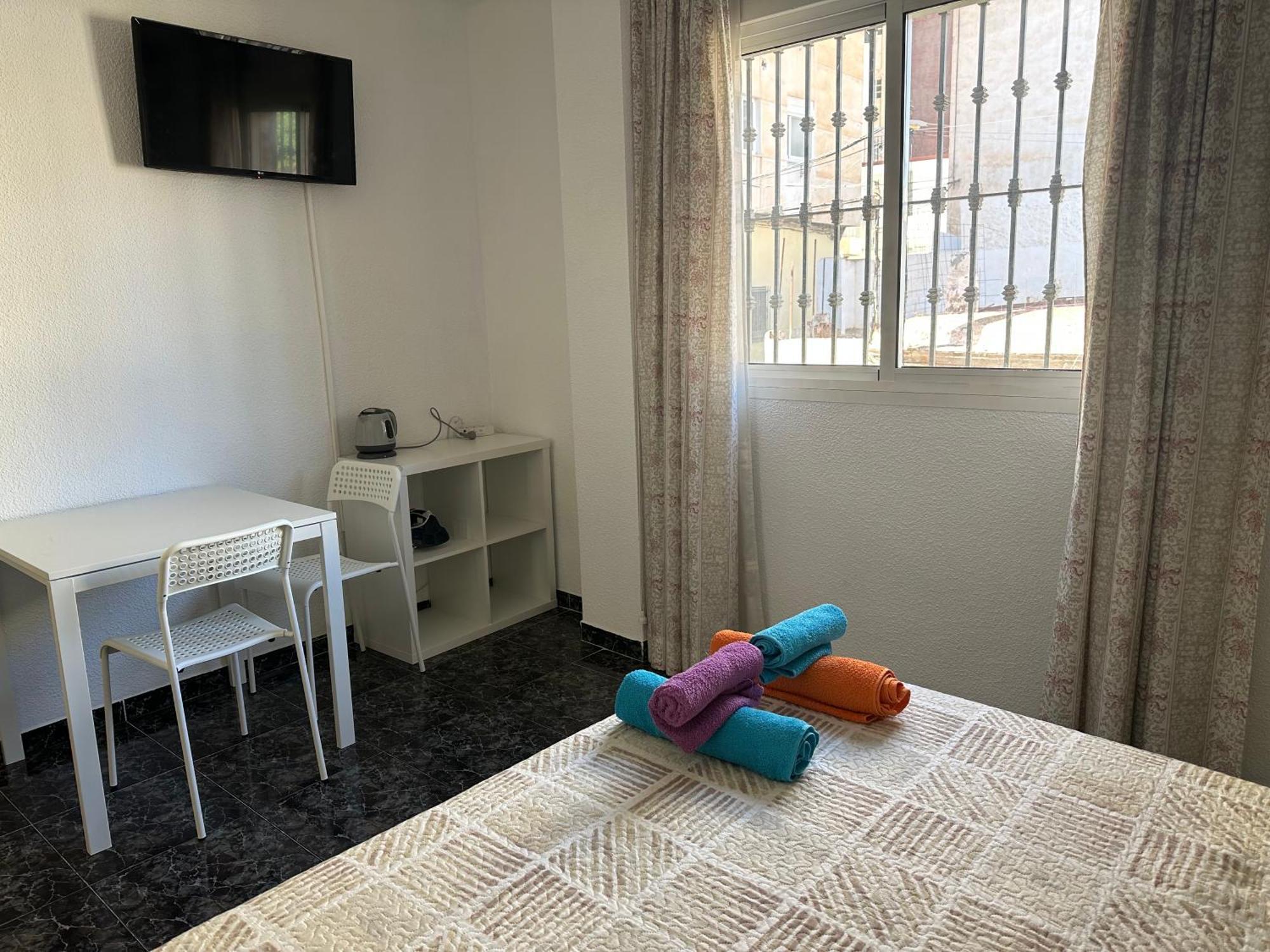 Almeria Centro Habitacion Privada En Apartamento Compartido Extérieur photo